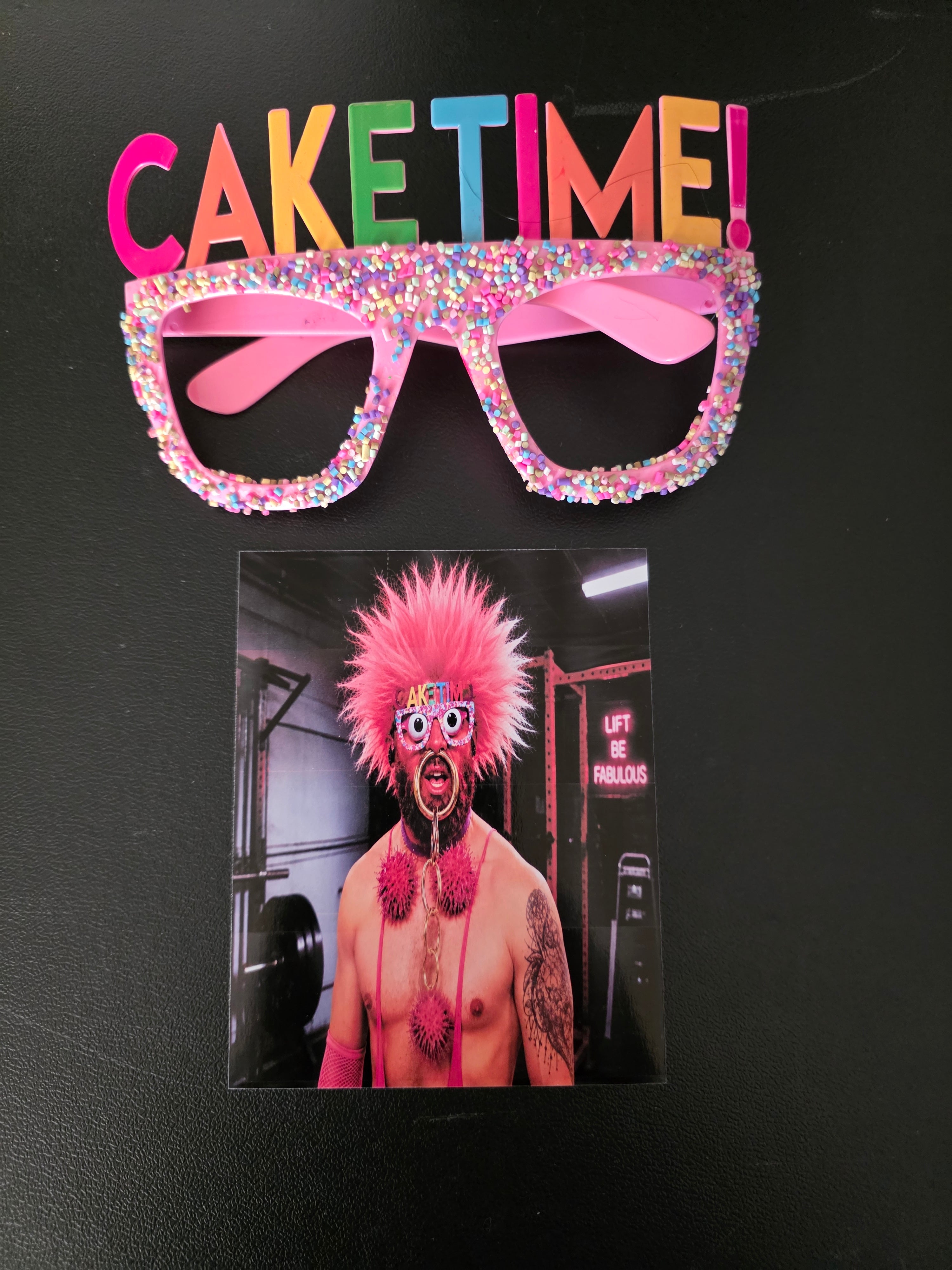 CAKETIME GLASSES AND PICTURE OF PATRIOTIC BRANDON